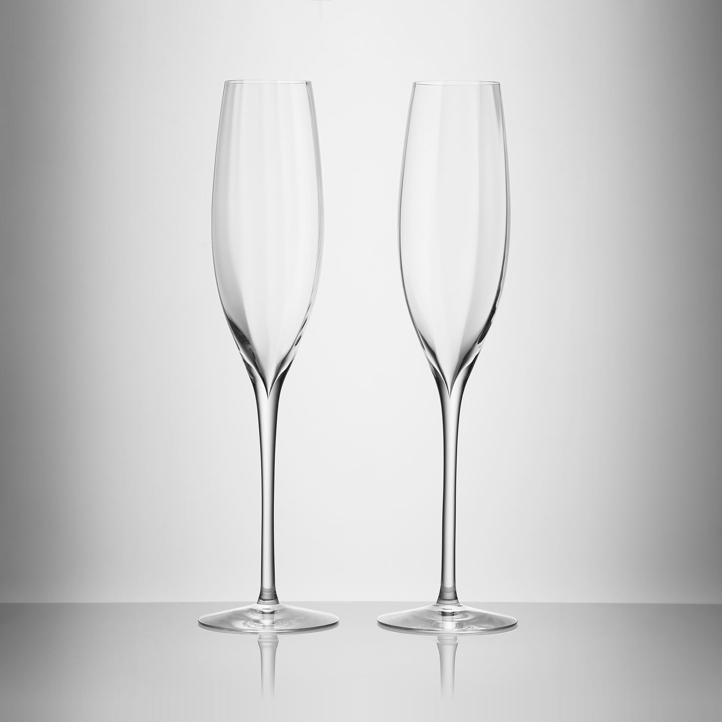Waterford Crystal Champagne Glass Set – Gold & Silver Pawn Shop