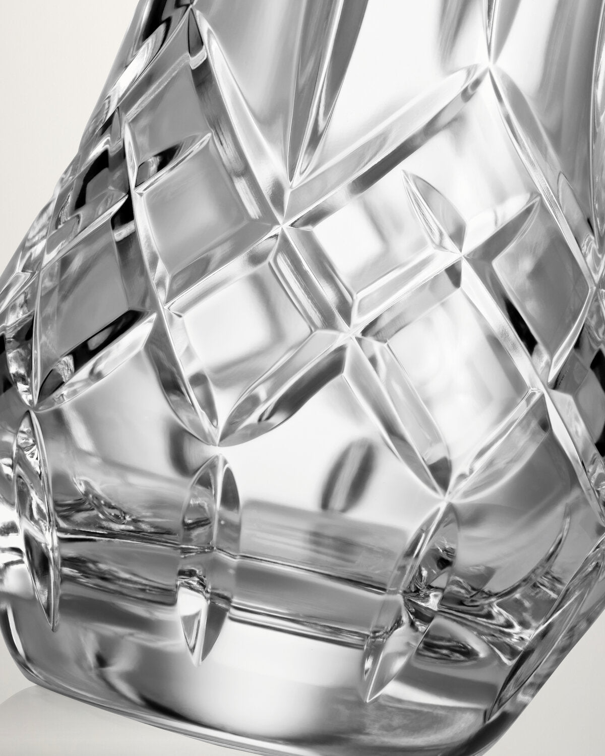 Giftology Lismore Bon Bon Vase