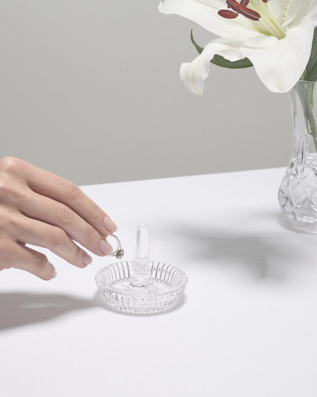 Round Ring Holder