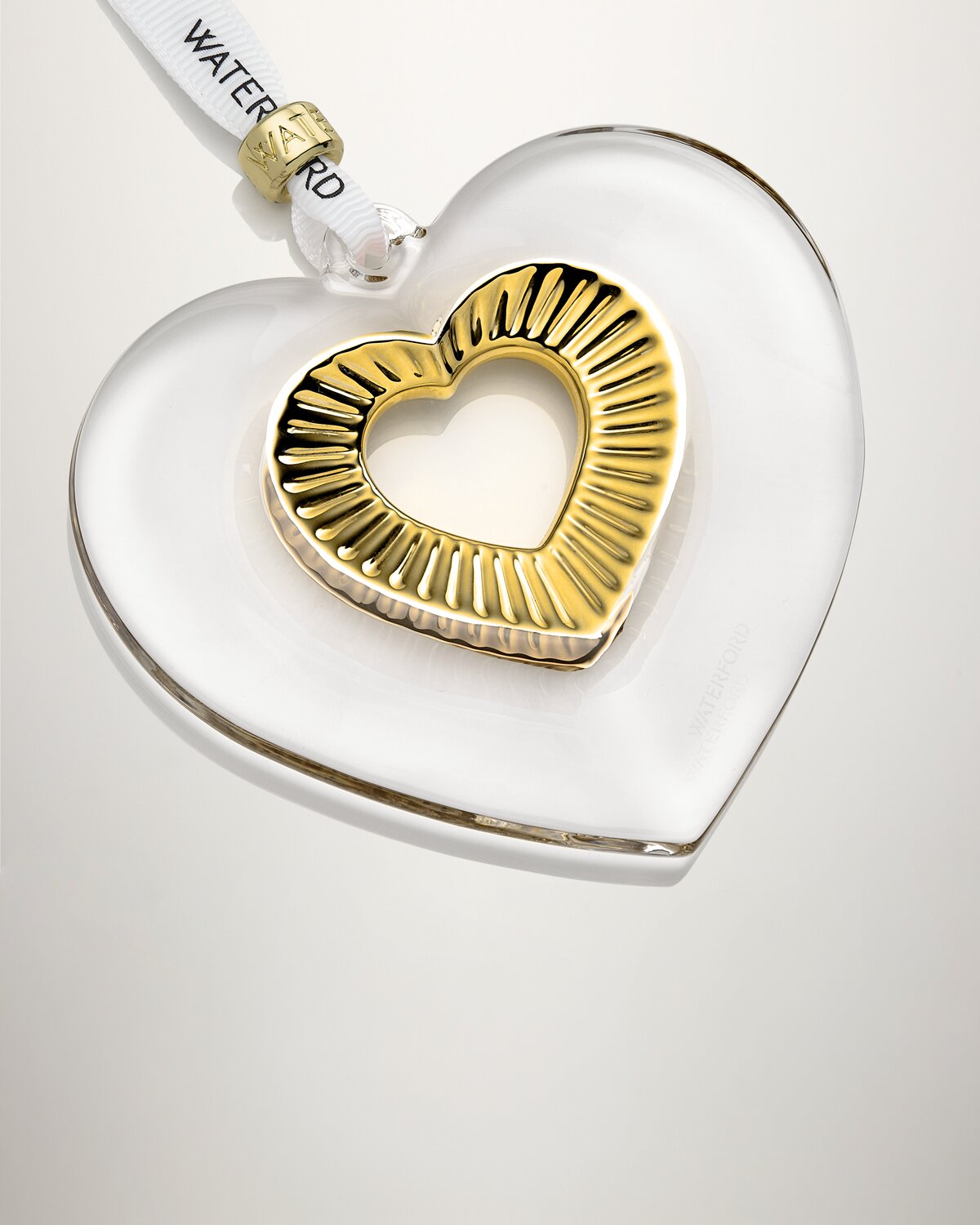 Christmas Heart With Gold Ornament