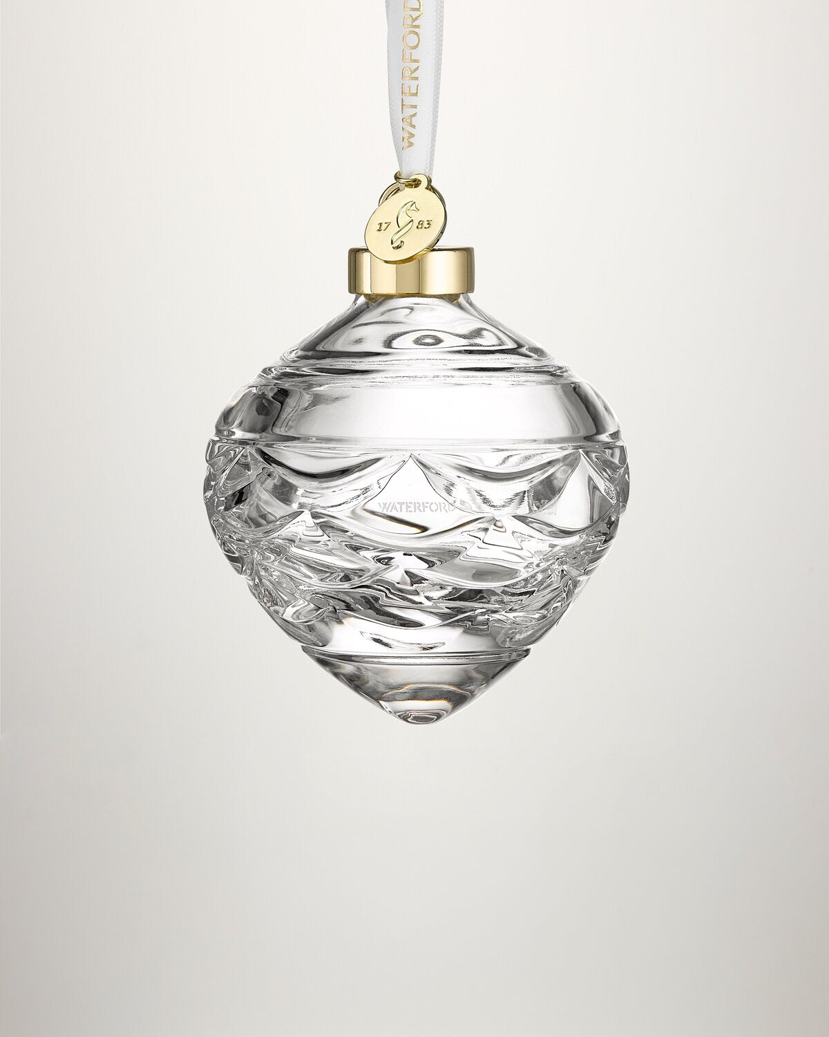 Christmas Winter Wonders Pinecome Bauble