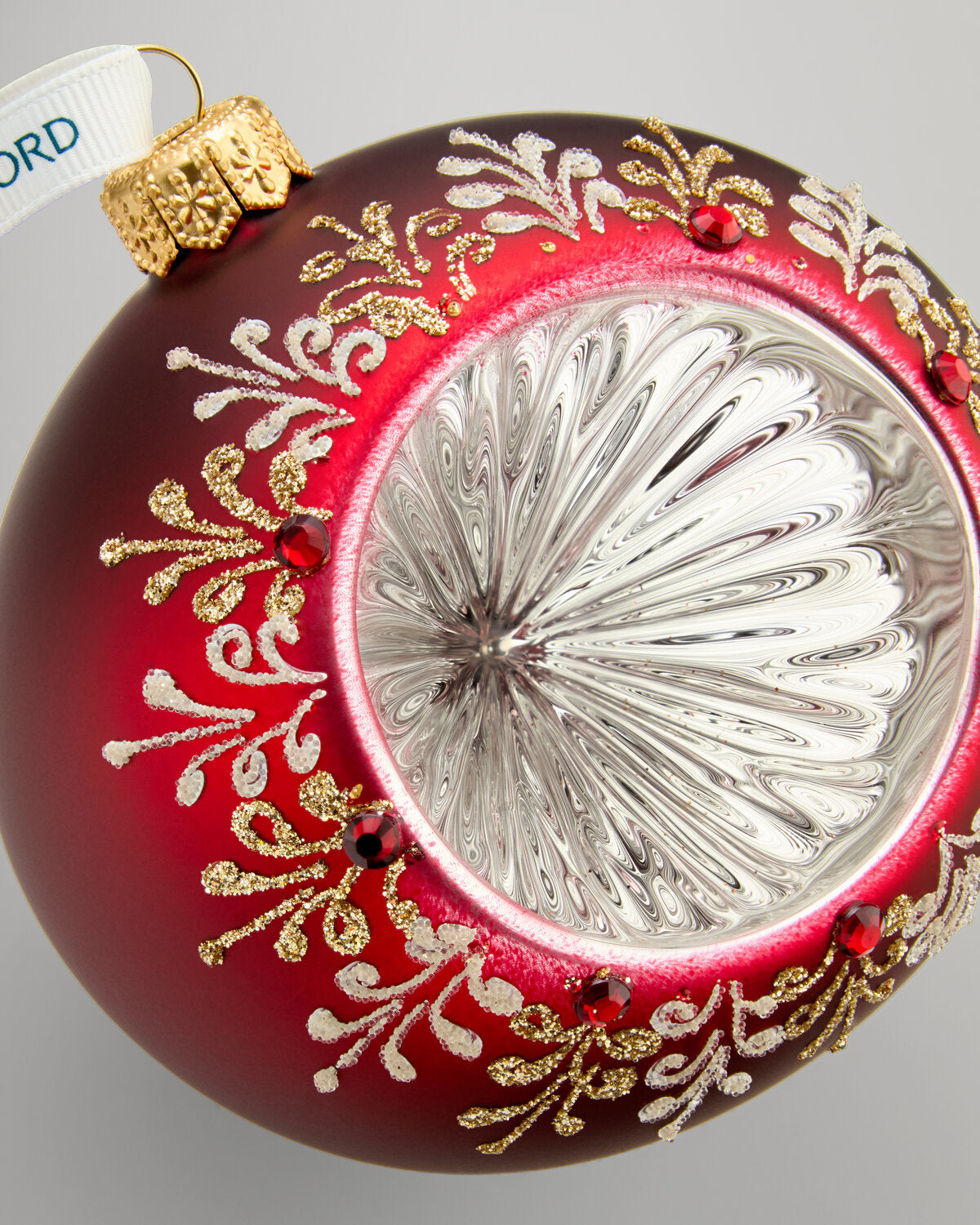 Christmas Holiday Heirlooms Ember Laurel Bauble