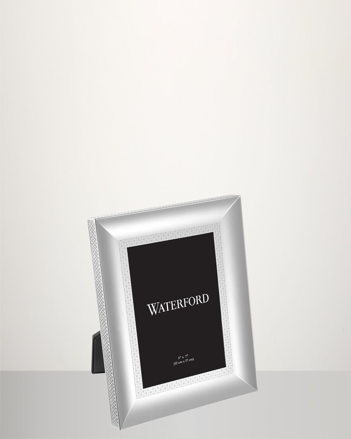 Lismore Diamond Silver 5x7 Picture Frame