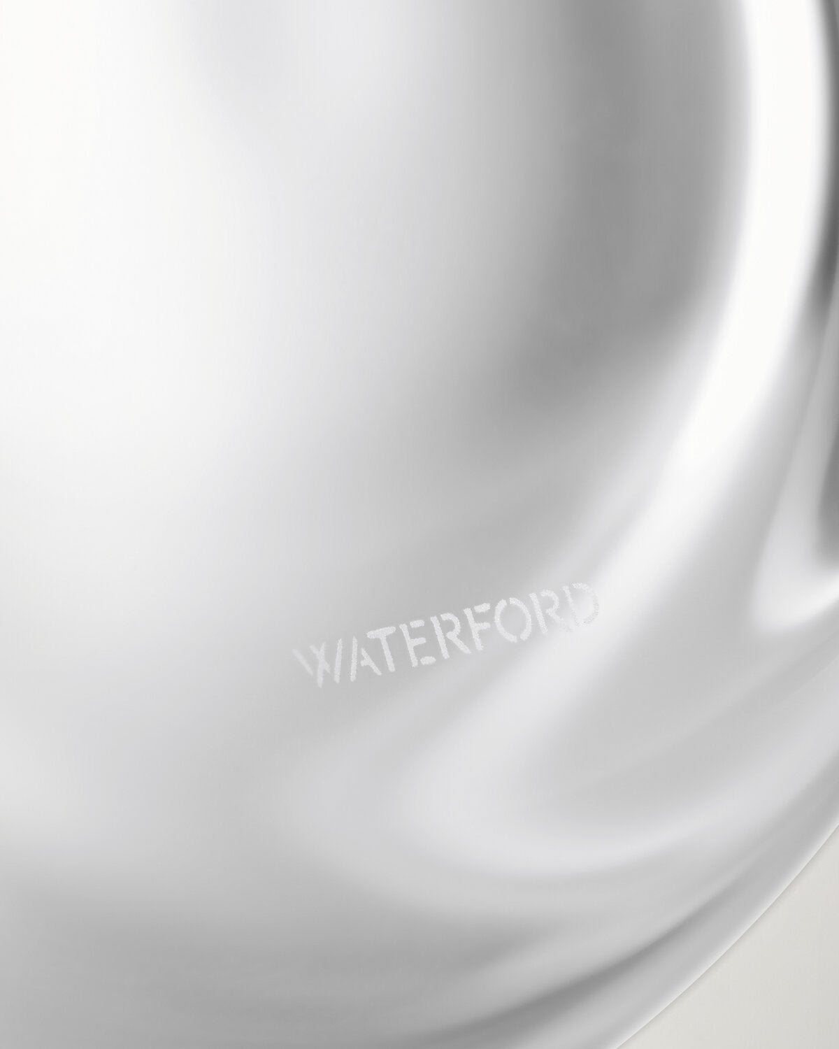 Elegance Tall Decanter with Round Stopper