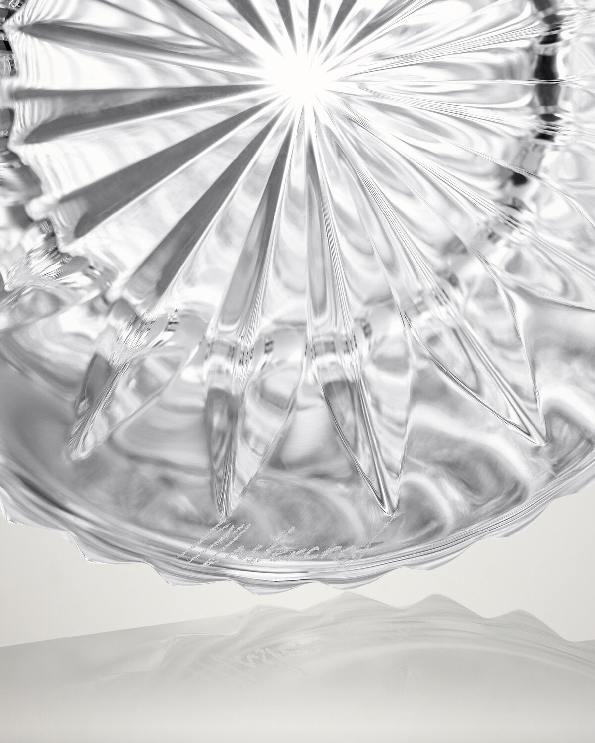 Powerscourt Vase - Mastercraft Powerscourt Vase