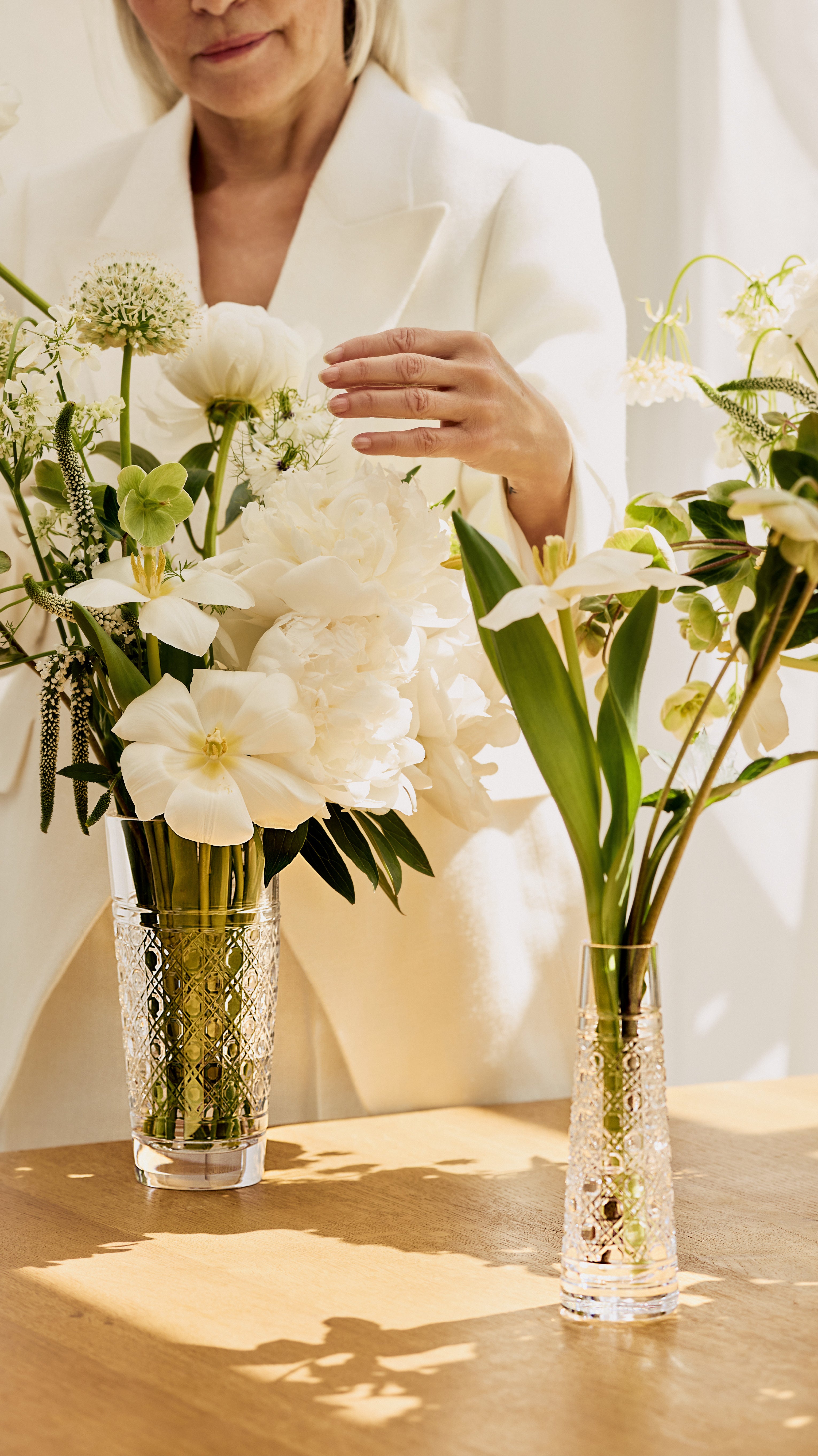  CRYSTAL 花瓶　フラワーベース ウォーターフォード Crystal Vases - Shop Luxury Flower Vases - Waterford®