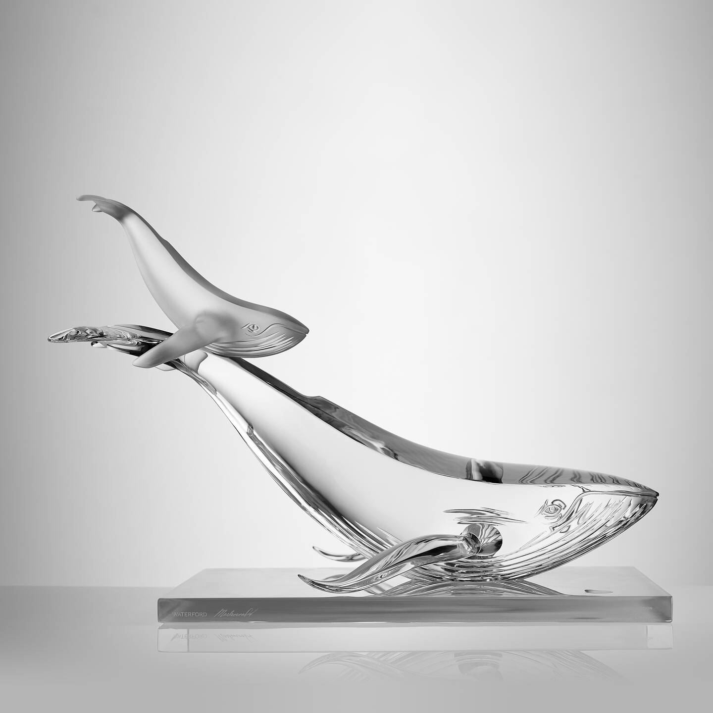 Waterford Waterford Mastercraft Mastecraft Ocean Giants Sculpture 12″ Image