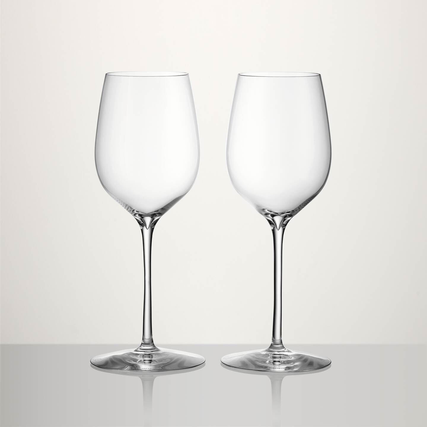 Waterford Waterford Elegance Pinot Noir Wine Glass, Set of 2 Image